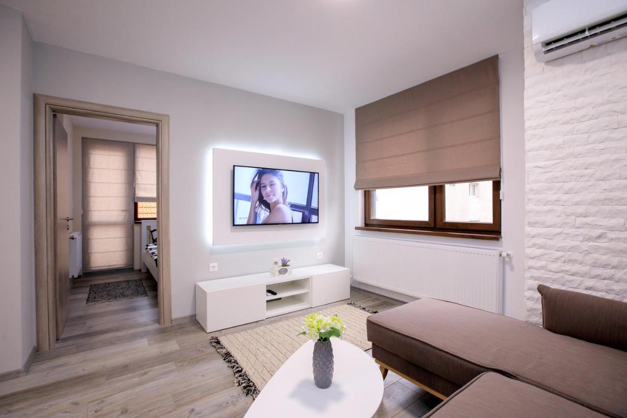 Babylon Park Apartment Санданський Екстер'єр фото