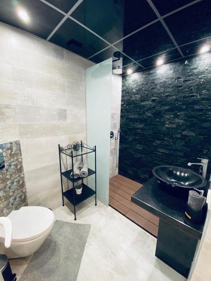 Babylon Park Apartment Санданський Екстер'єр фото