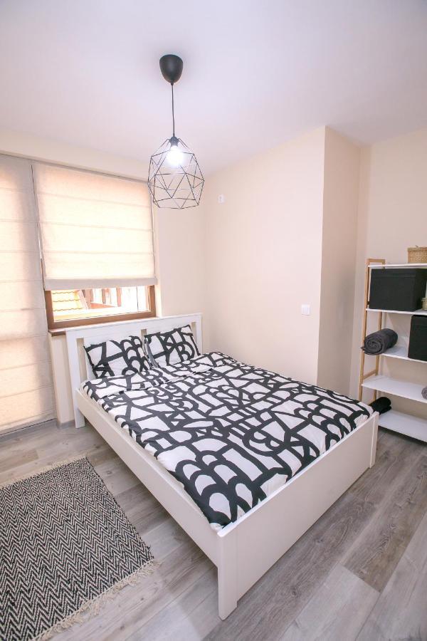 Babylon Park Apartment Санданський Екстер'єр фото